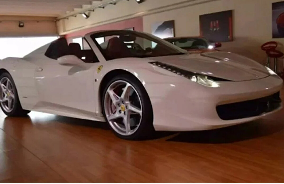 Uruguay Savcılığı, Tosuncuk’un 2017’nin ve 2018’in başlarında Uruguaylı Fernandino isimli bir iş insanıyla lüks tatil beldesi Laguna Del Sauce’da konut projesi için görüştüğünü, daha sonra 12 villa için anlaşma imzaladığını belirtti.  