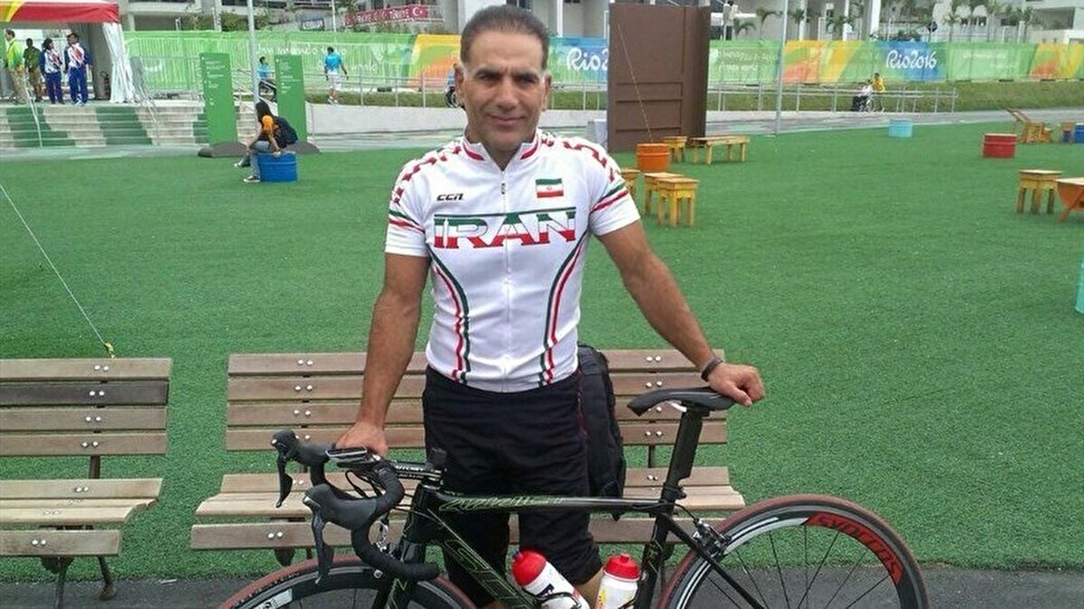 2016 Paralimpik Oyunları sporcusu Bahman Golbarnejad, bisiklet kategorisinde İran'ı temsil etti. Yarış sırasında düşen ve kafa travması Golbarnejad, hastaneye kaldırılırken de kalp krizi geçirdi ve hayatını kaybetti.