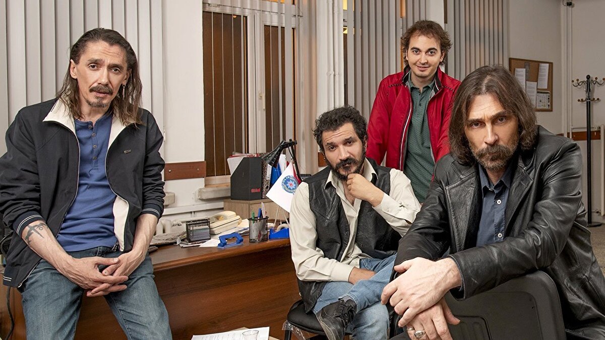 Ünlü televizyoncunun şimdi de başrolünü Erdal Beşikçioğlu'nun oynadığı Behzat Ç.'yi yeniden izleyiciyle buluşturmak çalışmalara başladığı ileri sürüldü.