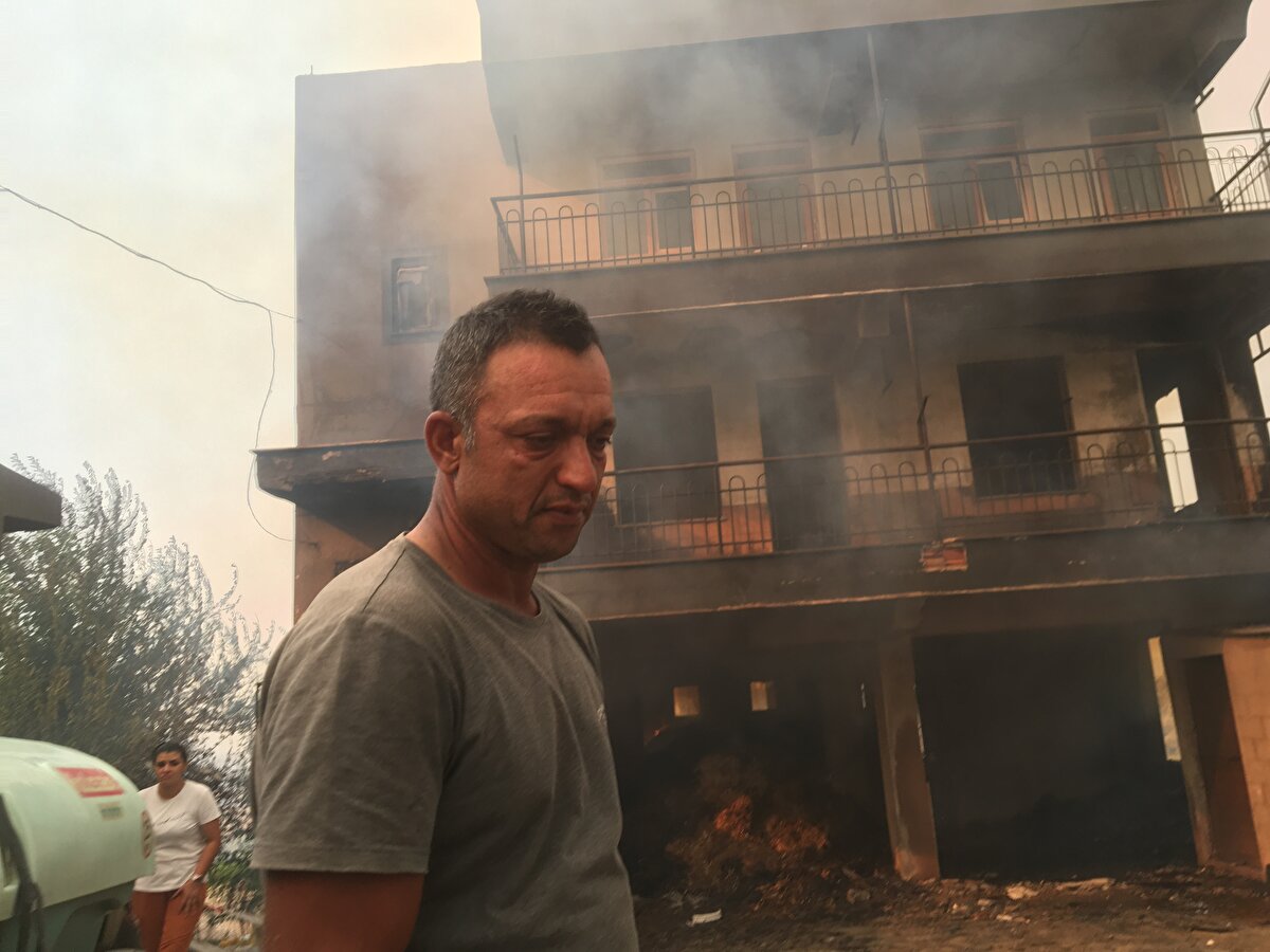 Ömer Nur ise evindeki yeni eşyaları borçla aldığına değinerek üzüntüsünü dile getirdi.