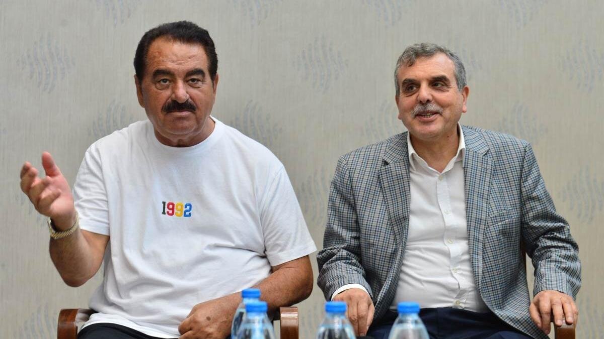 İbrahim Tatlıses aynı zamanda yönetmen, oyuncu, senarist, söz yazarı, köşe yazarı, besteci, programcı ve şarkıcı kimliğiyle de tanınmıştır. 