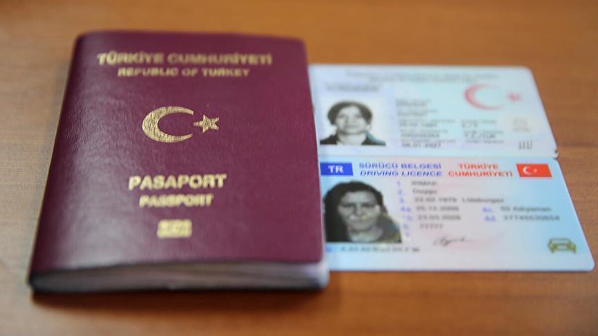 Yeni nesil pasaport sayısı 5.7 milyon oldu. Pasaportların yenilenmesi için son tarih olarak belirlenen bir süre yok.