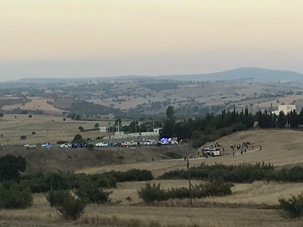 Cenazede üvey ağabeyleri Serkan Çengelcik ve Erkan Çengelcik taziyeleri kabul etti.  1 çocuk babası Kerem Başol, kılınan cenaze namazı sonrası aile mezarlığında toprağa verildi.