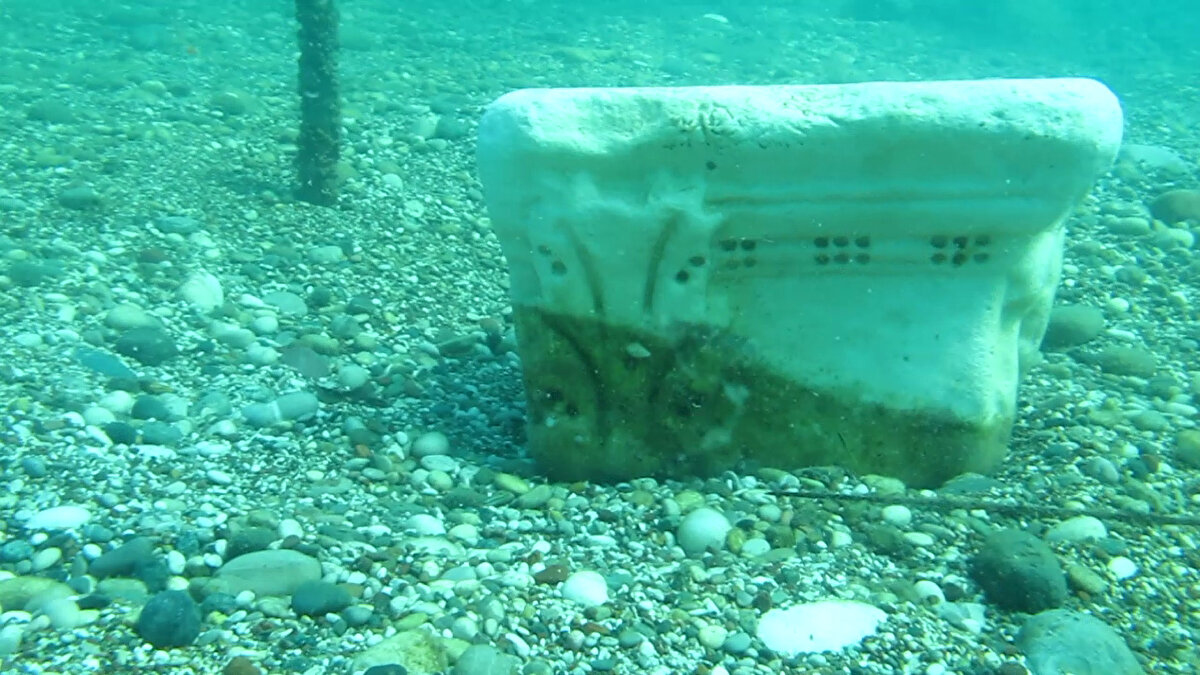 M.Ö. 2000 yılından bu yana bölge, sırasıyla Hitit, Pamfilya, Likya, Kilikya gibi kent devletlerinin ve Pers, Büyük İskender ile onun devamı sayılan Antigonos, Ptolemais, Selevkos, Bergama Krallığı'nın idaresine girdi daha sonra Roma Devleti, hüküm sürdü.
