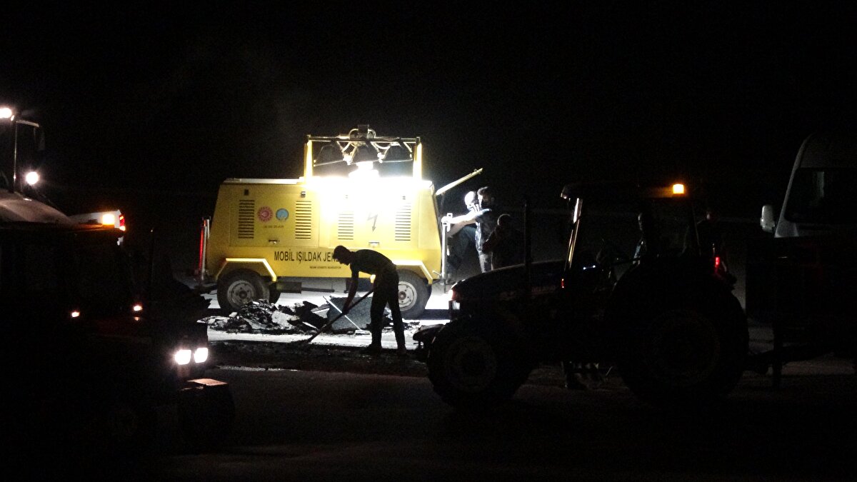 Pist onarım çalışmalarının ardından üç saat sonra uçuşlar normale döndü.