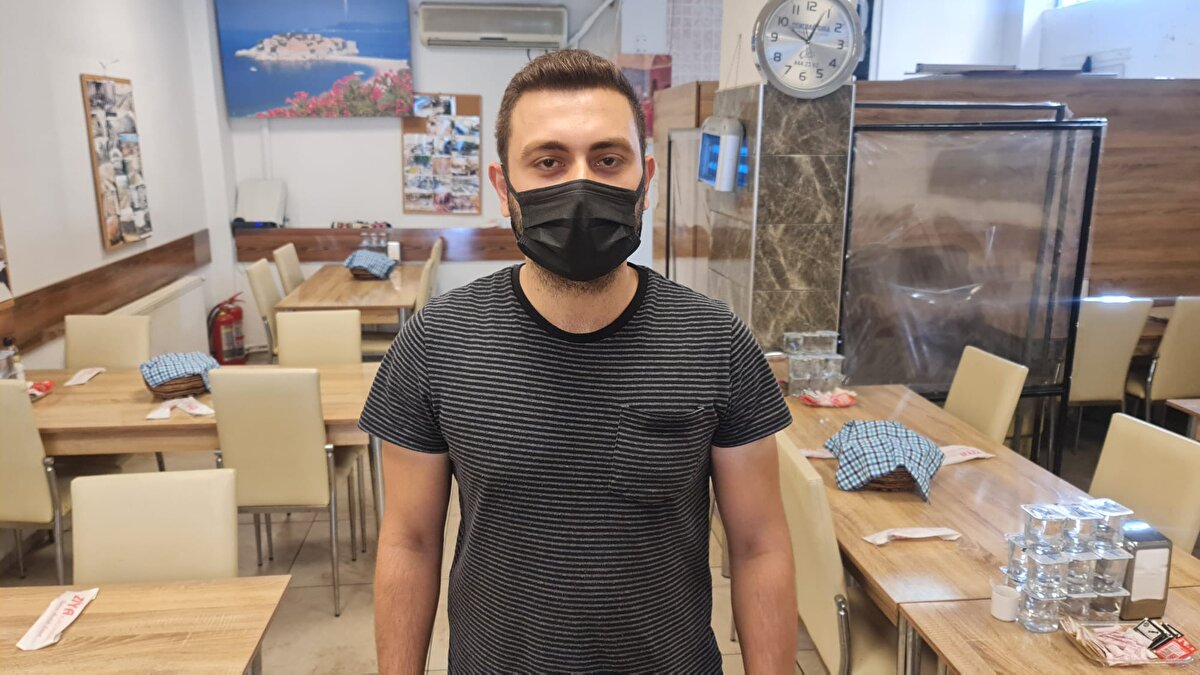  Kendisine sahip çıktık, 2012 yılında yaklaşık bir sene beraber çalıştık. Birbirimize destek olduk. Kendisini televizyonda görünce çok şaşırdık, çok sevindik. Bir ailesi olduğunu öğrenmiş. Askere gideceğini söyleyerek buradaki işinden ayrıldı. Çalışkan biriydi, bize çok yardımcı oldu, hep beraber ağabey kardeş gibi çalıştık daha sonra da buradan ayrıldı"