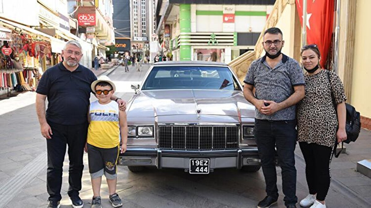 Mevcut Belediye Başkanı Halil İbrahim Aşgın tarafından eksikleri giderilen ve bakımı tamamlanan otomobil, yeniden trafiğe çıkmaya başladı.
