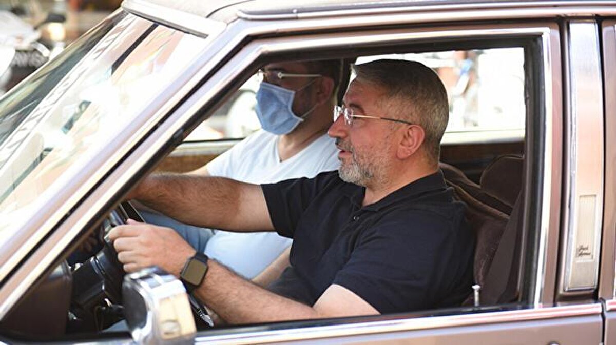 Çorum Belediyesi'nde 1984 model Buick marka klasik otomobil, 37 yıldır makam aracı olarak kullanılıyor. 3 farklı belediye başkanının kullandığı makam aracı Çorumlular tarafından da büyük ilgi görüyor.