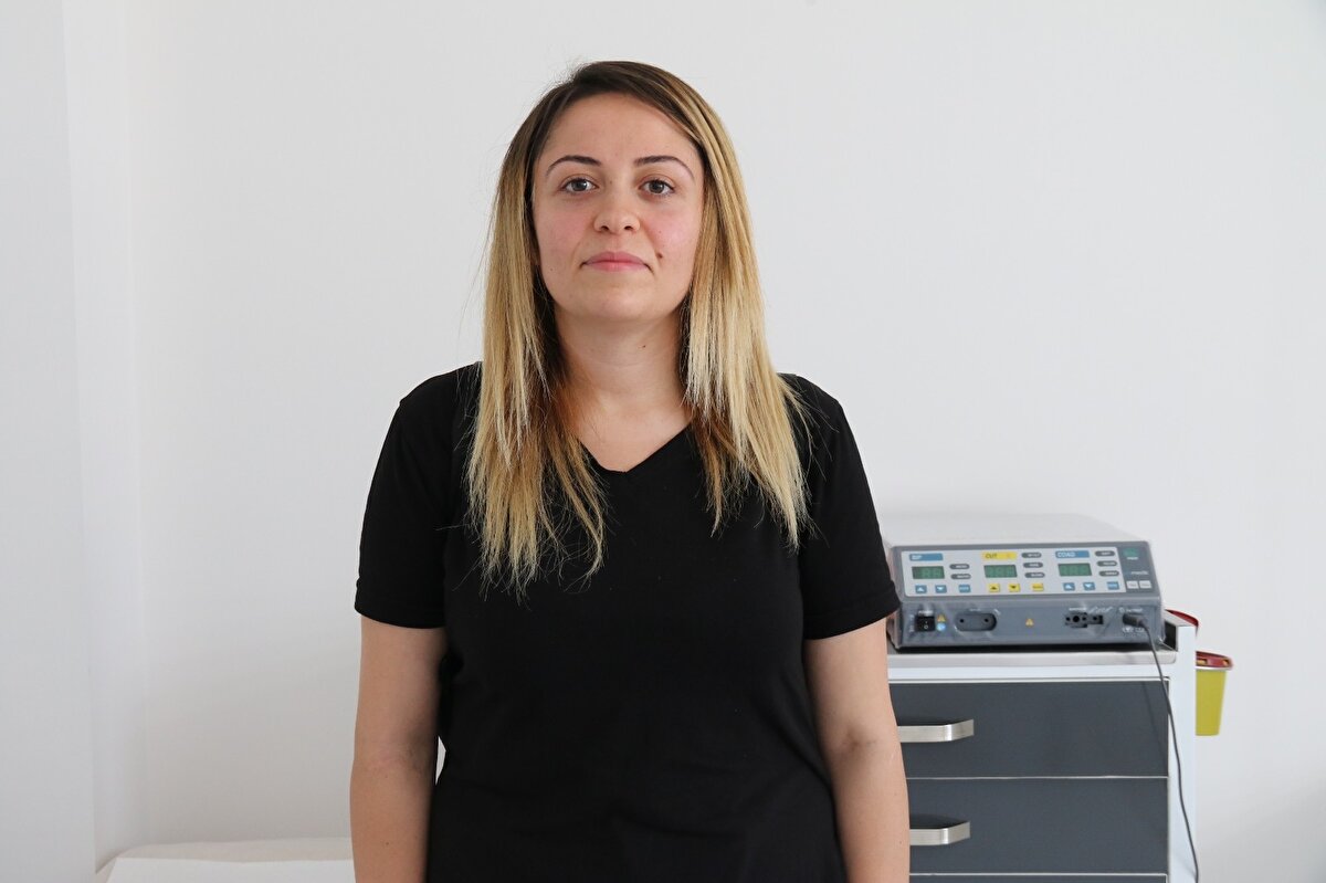 Karnındaki kitlenin 9 aylık bir bebeğin boyutuna ulaştığının altını çizen Yılmaz, konuyla ilgili olarak şunları söyledi:
