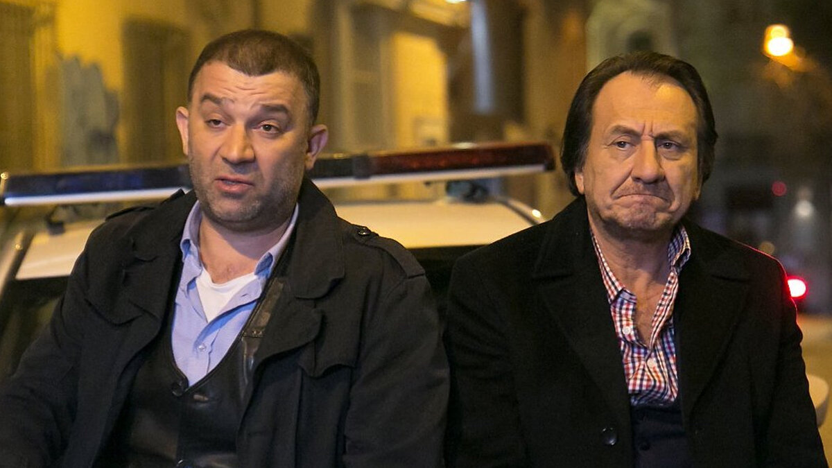 Özgür Ozan kimdir?
