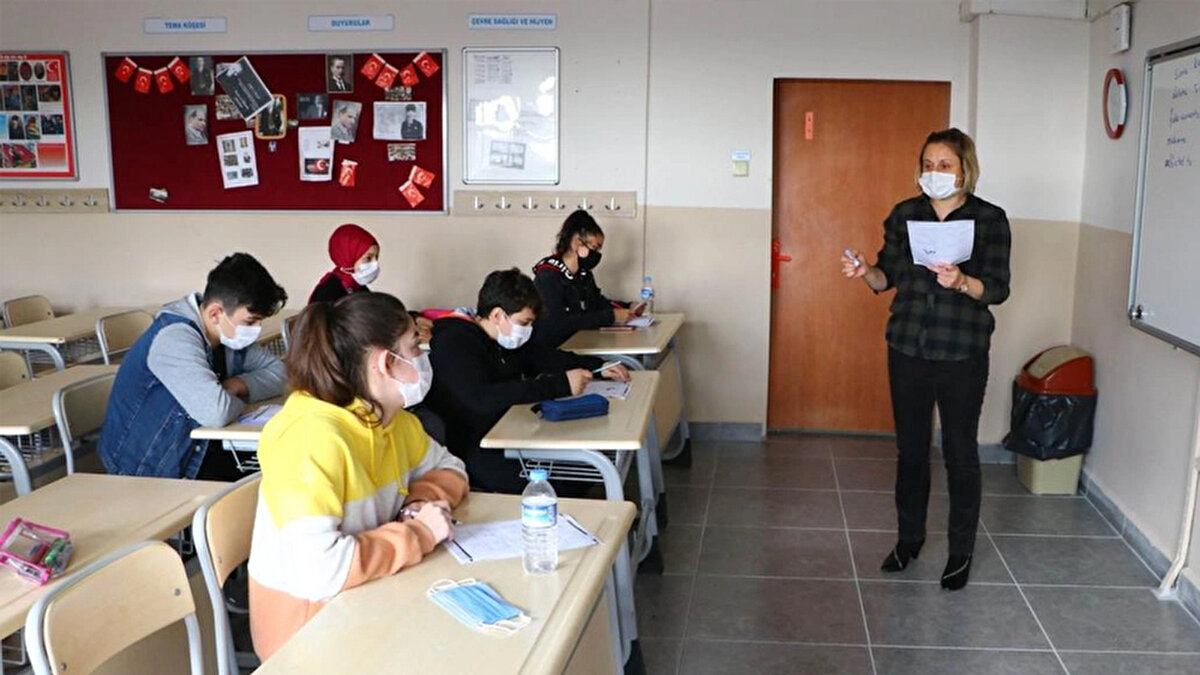 8- Veli ve ziyaretçilerin okula giriş çıkışlarında hangi önlemler alınacak?