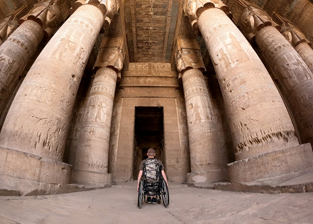 Dileyen herkesin yolculuk yapabileceğini vurgulayan Skrobot, insanların yolculuk sayesinde gündelik yaşamın sıkıntılarından kurtularak kendi kişiliğini sorgulama fırsatı bulduğunu sözlerine ekledi.