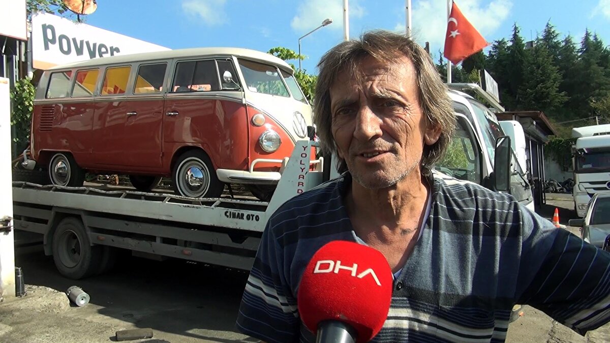 Kadir Dalkoz, minibüsü ilk günkü haline getirmek için büyük mücadele verdiklerini söyledi.

