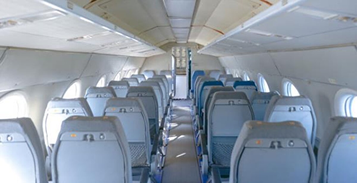 Uçuş görevlisi Cierra Mistt, TikTok videosunda uçuş modu kuralını ve neden yürürlükte olduğunu anlattı. Mistt, "Nedeni sizi şok edebilir ve çaktırmadan telefonunuzu normal modda tutmaya çalışmak konusunda tekrar düşünmeye sevk edebilir" dedi.