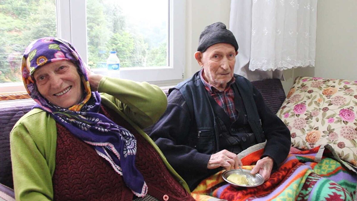 Önceden 5 tane inekleri olduğunu dile getiren Keskin, tereyağının kendisi için vazgeçilmez bir gıda olduğunu söyledi. 110 yaşında olan Keskin, bu süre zarfında birçok önemli olaya da tanıklık etti. Cumhuriyetin kuruluş kutlamalarına Of'ta katılan Keskin, Samsun'a çalışmak için gittiği yıllarda Atatürk'ü yakından görme fırsatı buldu. Eşi Emine Keskin (88) ile 70 yıldır evli olan Dursun Ali Keskin'in 6 çocuğu bulunuyor.