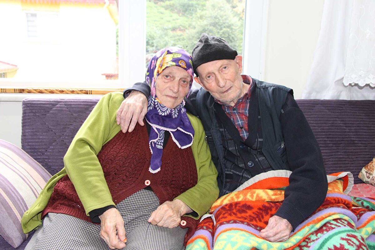 Babasının 110 yaşını geçtiğini belirten Nuri Keskin (55) ise "Gurbete giderlerdi. Yanlarında hep soğan, ekmek, zeytin olurdu. Babam her sabah 1 kaşık tereyağı yer. Şuan 110 yaşında hala daha yer. Yayık vurulduğu zaman ondan hemen bir kaşık yerdi. Fakat babam sürekli çalışmış. Hiç boş durmazdı. Hayır işleri yapmıştır. 4 yıl önceye kadar çalışırdı. Doktorlar tereyağı yemeyin diyor ama babamda şeker yok tansiyon yok. Lahana, mısır ekmeğini sever. Şuan prostat ve ciğer sorunları var. Büyük bir sağlık problemi yok" dedi.