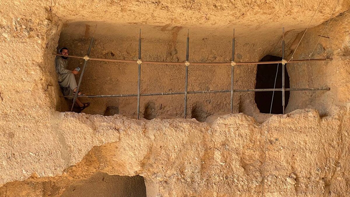 Mahmudzai, "Burası görülmeye değer tarihi bir yer. Restore edilirse daha fazla turist gelir, tanınırlığı artar, böylece bölge halkı ve ülke ekonomisine katkı sağlar." ifadelerini kullandı.<br>