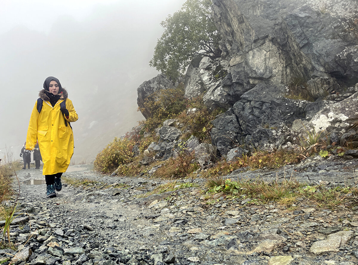 GÜDAK Başkanı Mustafa Akbulut, bölgede doğal güzellikleriyle dikkati çeken turizm rotalarını sık sık ziyaret ettiklerini söyledi.
