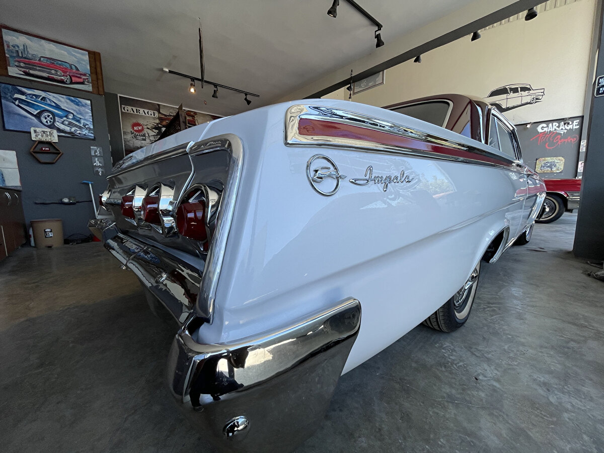 Klasik otomobillerin anlam taşıyan araçlar olduğunu vurgulayan Murat Yapru, "Bu otomobillerin bir ruhu var. Ayrı bir ilgi göstermek gerekiyor. Klasik bir otomobili çalıştırdığım zaman kalbim ayrı bir atıyor, kanım hızlanıyor. Birçok klasik otomobil tutkunu bu arabalarla konuşur, dertleşir, ben de öyleyim. Kendi şahsi arabama gül almışlığım çok olur. Klasik otomobil tutkusu çok başka bir şey" diye konuştu.<br>