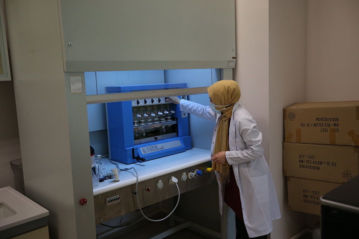 Araştırma Görevlisi Melike Demirkol ise balık tüketiminin insan sağlığı açısından ne kadar önemli olduğunu vurgulamak adına böyle bir çalışma yaptıklarını ifade etti.<br>