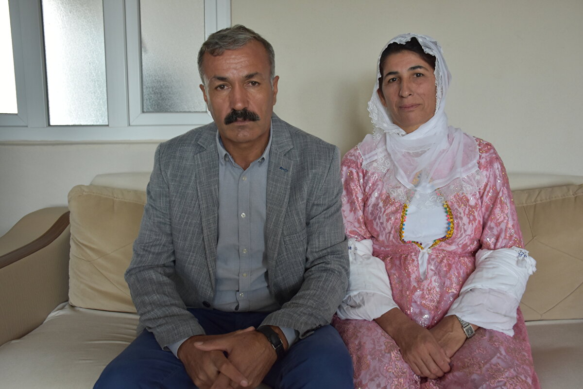 Yeni ülkeler görmekten ve yeni insanlarla tanışmaktan mutluluk duyan çift, yeni tip koronavirüs salgını sürecinde de tedbirleri alarak bazı ülkelere gitti.<br>