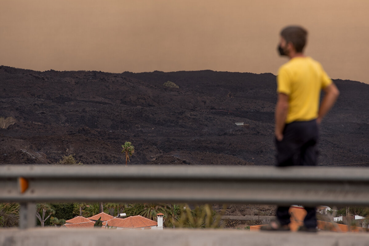 Bölgeye giden kadın turistlerden biri, "Karışık duygular içindeyim. Sonuçta insanlar bundan dolayı acı çekiyor ama bu, onun görülecek bir şey olmasını engellemiyor" dedi.<br><br>