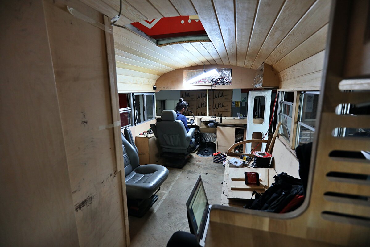 Afgan tarafı şu an biraz problemli, Nepal'de yaşadım durumları biliyorum az çok. Rotamdaki yol Nepal'e gitmemde umarım sıkıntı yaşatmaz. Aracı 2022 Ocak ayında Nepal'e çıkartmayı planlıyorum." diye konuştu.<br>