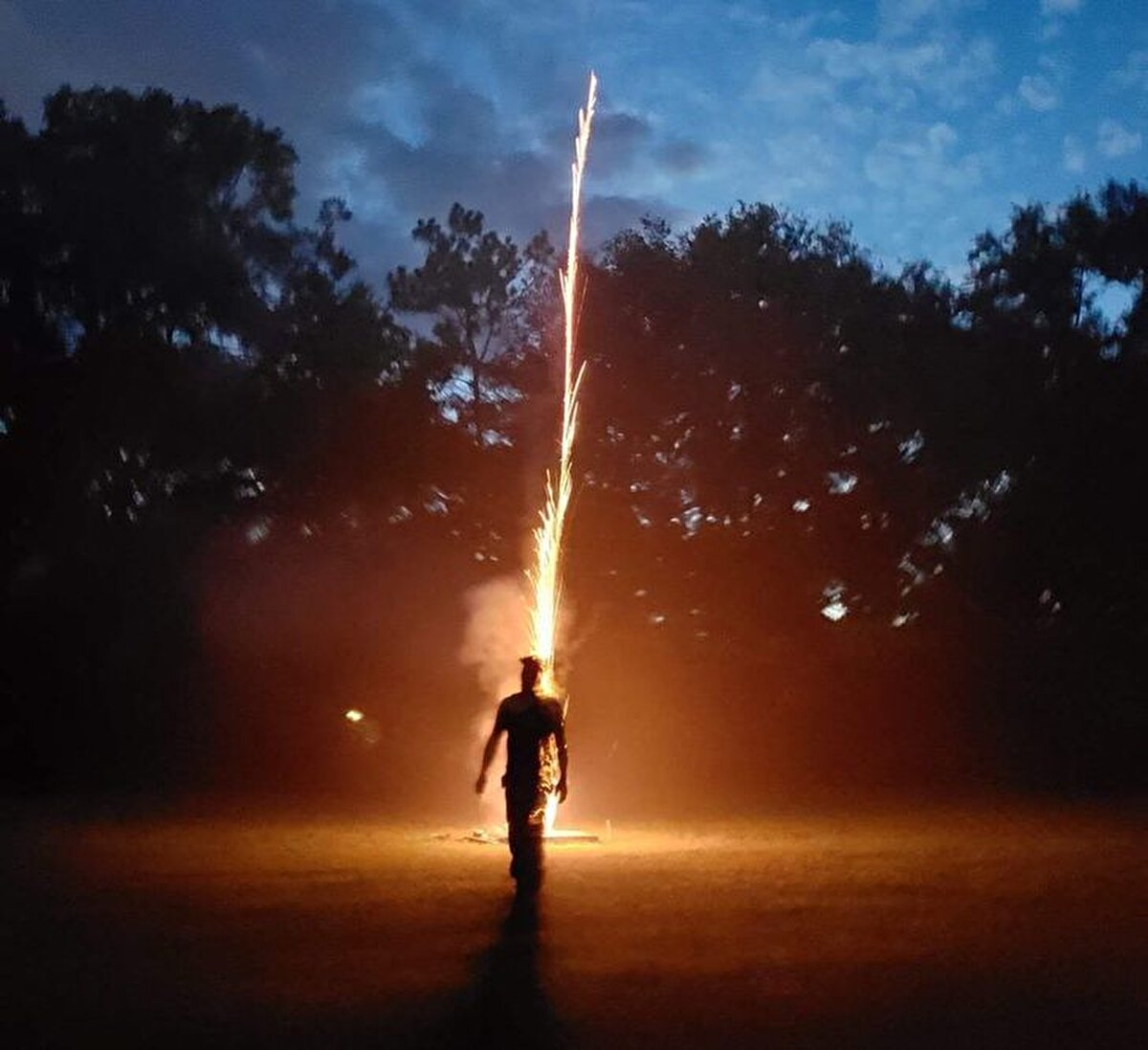 Sahip olacağı en havalı fotoğrafı eşi yanlışlıkla çekmiş
