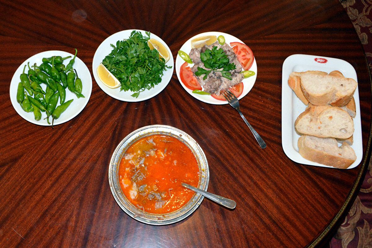 Kahramanmarş'ın yöresel lezzetlerinden olan 'Maraş kelle paçası', Türk Patent ve Marka Kurumu tarafından coğrafi işaretle tescillendi.