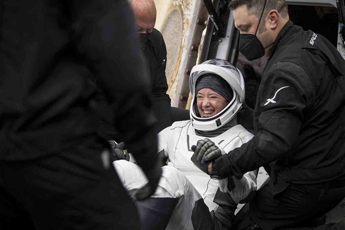 Astronotlar SpaceX'in Falcon 9 roketi ile 23 Nisan'da uzaya gönderilmişti.<br><br>