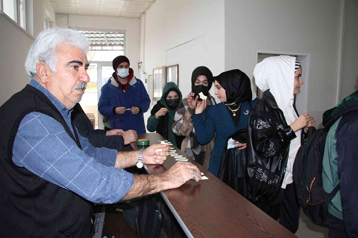 Elazığ'da yaşayan iki çocuk babası Yunus Saylan, 18 yıl boyunca içtiği sigarayı 4 buçuk yıl önce bırakmaya karar verdi.