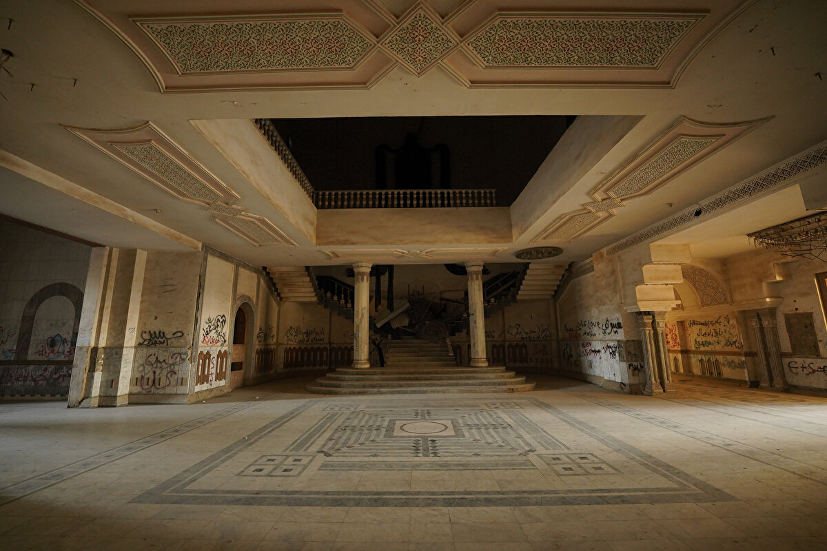 Irak makamları sarayı "tarihî eser" ve "yerel televizyon yayın merkezi" yapmak istese de söz konusu projeler siyasî partilerin anlaşmazlığı ve rant çekişmesinden dolayı hayata geçirilemedi.