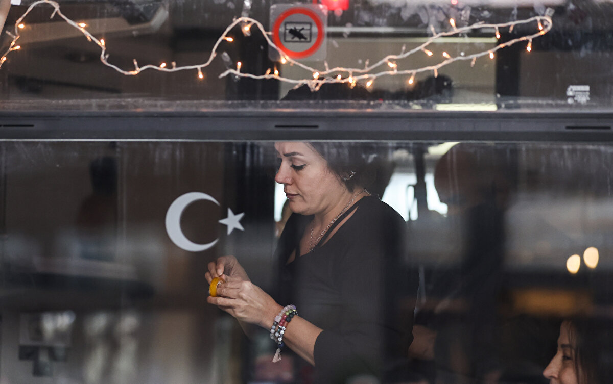 Bakan Karaismailoğlu ayrıca Turistik Doğu Ekspresi'ne gösterilen ilginin kendilerini memnun ettiğini söyledi. Yapılan konuşmaların ardından Turistik Doğu Ekspresi Kars'a hareket etti. Bakan Karaismailoğlu da Elmadağ durağına kadar gitmek için trene bindi. Tren sırasıyla Ankara, Kayseri, Sivas, Erzincan ve Erzurum'dan geçerek Kars'a ulaşacak.<br><br>