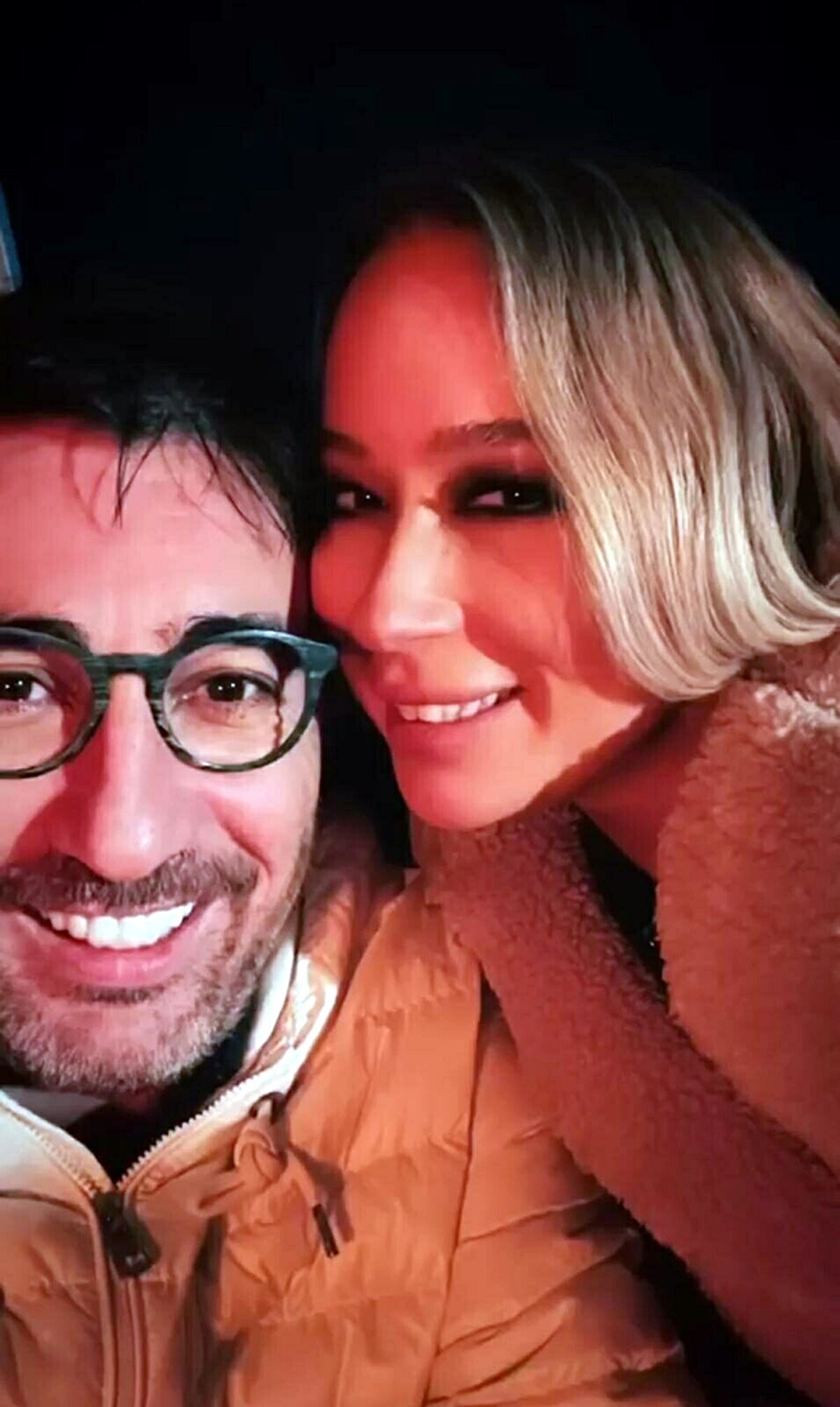 "Onlar benim ailem. Birbirimize destek oluyoruz. Bugün (dün) de sevgilimin mezarını ziyarete gittim. Bir kez daha yıkıldım çünkü öldüğüne inanamıyordum.<br><br>