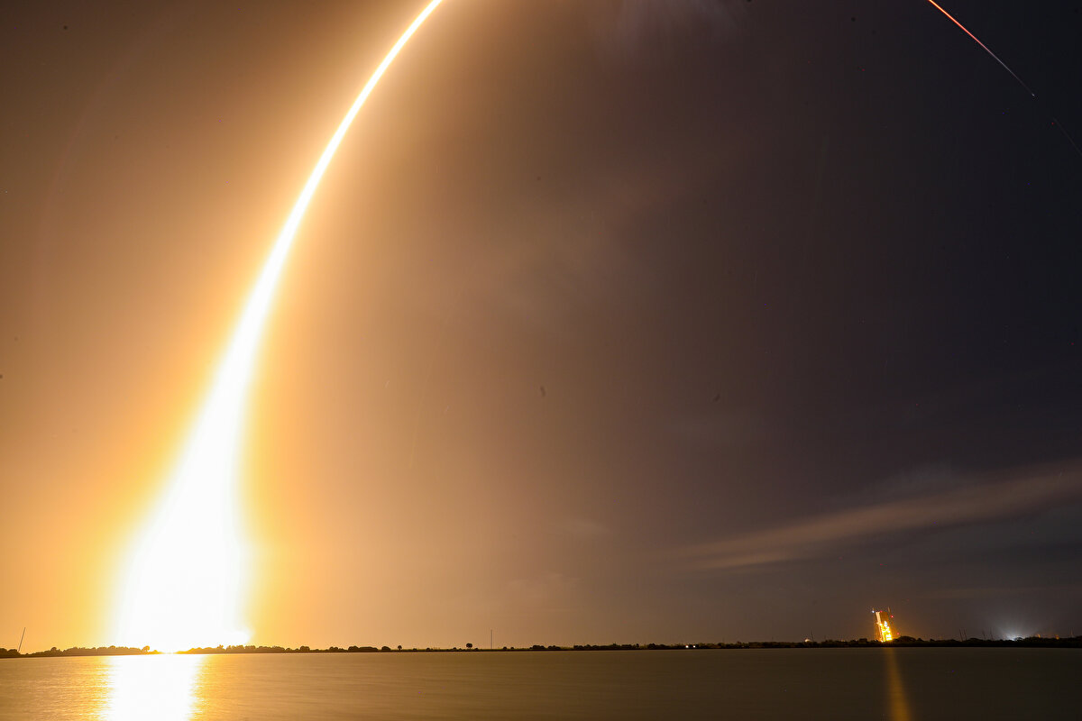 Faydalı yük kapasitesi ve güç değerleriyle Türksat uydu filosunun en güçlüsü olacak Türksat 5B haberleşme uydusu, Türkiye saatiyle 06.58'de Space X firmasına ait Falcon 9 roketiyle uzaya gönderildi.<br><br>