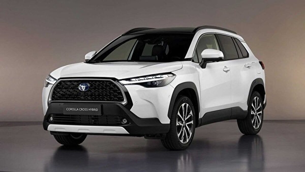 TOYOTA COROLLA CROSS<br><br>2020 yılında tanıtılan Corolla Cross, ilk önce Asya'da, ardından Amerika pazarında satışa sunuldu. C-HR ve RAV4 arasına konumlandırılan model, Avrupa ve Türkiye'de ise bazı tasarım değişiklikleri ile satışa sunulacak.