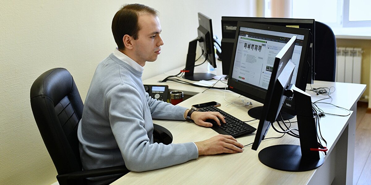 Milli Saraylar İdaresi Başkanlığı tarafından 20 uzman yardımcısı (hukuk, idari ve mali işler, yapı restorasyon, konservasyon, müzecilik) alınacak. 31 Aralık 2021'de başlayan başvurular, 14 Şubat 2022'de sona erecek. Başvurular, Kariyer Kapısı (https://isealimkariyerkapisi.cbiko.gov.tr) adresinden yapılabilecek.