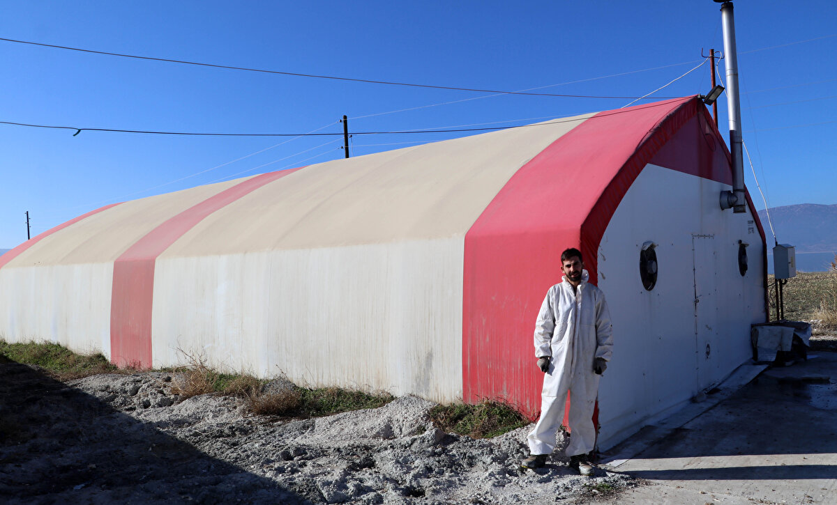 Kelen ve ortakları, yetiştirdikleri ürünlerini yarısını Burdur'da, kalanını İstanbul ve Bursa gibi büyük şehirlere sattı.