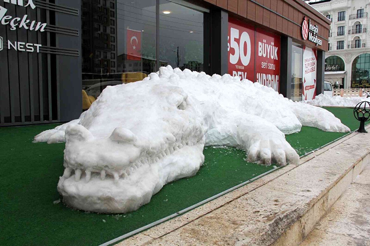 Müşterilerimiz çok memnun kaldı. Teşekkür ettiler resim çekindiler. Bunlar bizi de mutlu ediyor tabi’’ dedi.<br><br>