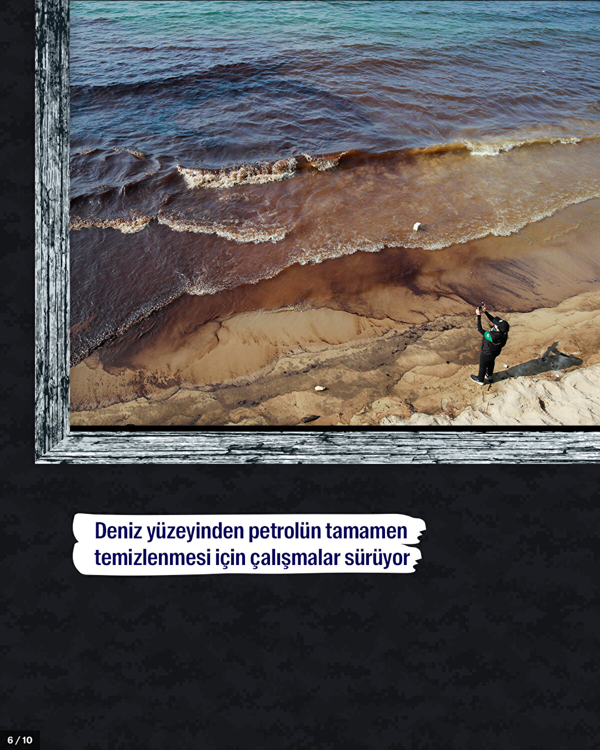 Deniz yüzeyinden petrolün tamamen temizlenmesi için çalışmalar sürüyor