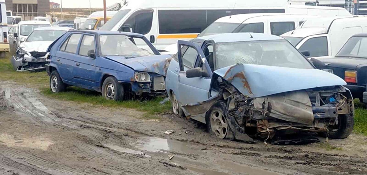 Ayrıca beklenilen gün süresi kadar da otopark ücreti kaydediliyor. Zamanla otopark ücreti çoğalıyor ancak biz yüzde 30'u geçemediğimiz için vatandaş da otopark ücreti nedeniyle mağdur oluyor" dedi.