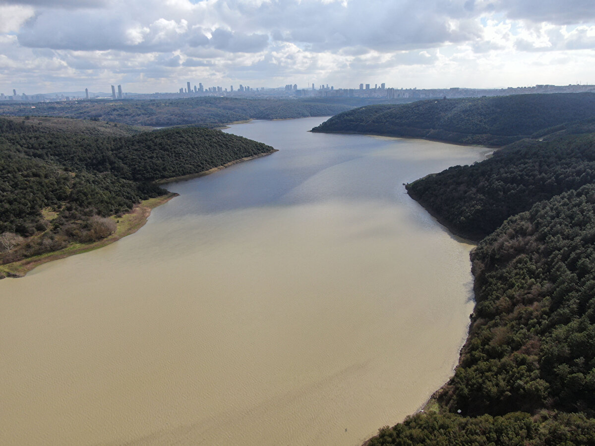 Karın erimesiyle birlikte barajlar hızla dolmaya başladı. Son bir haftadaki artış yüzde 11,17'ye ulaştı.<br><br>