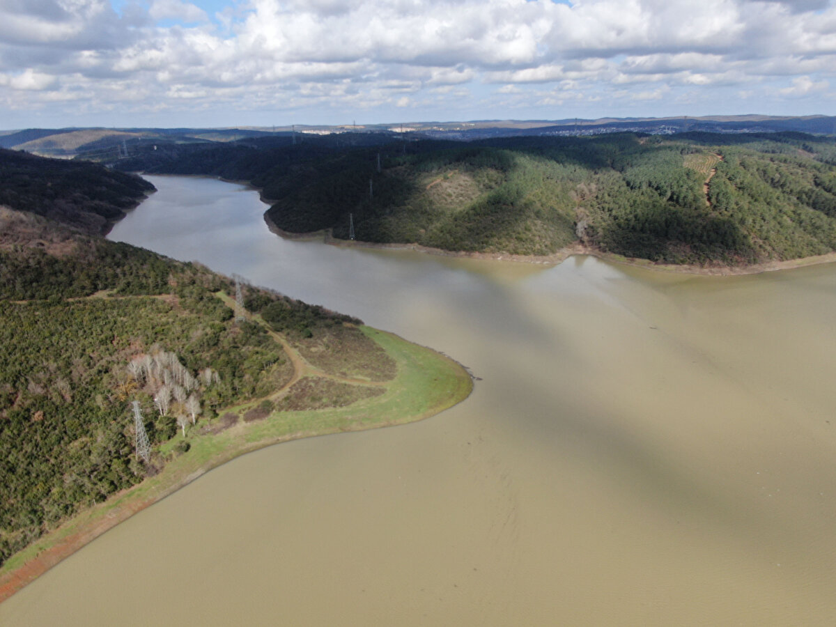 Bu alanlardan biri tarihi Mağlova su kemerinin bulunduğu alan oldu. Daha önce suların tamamen çekildiği alan, önce karla daha sonra suyla doldu.<br><br>