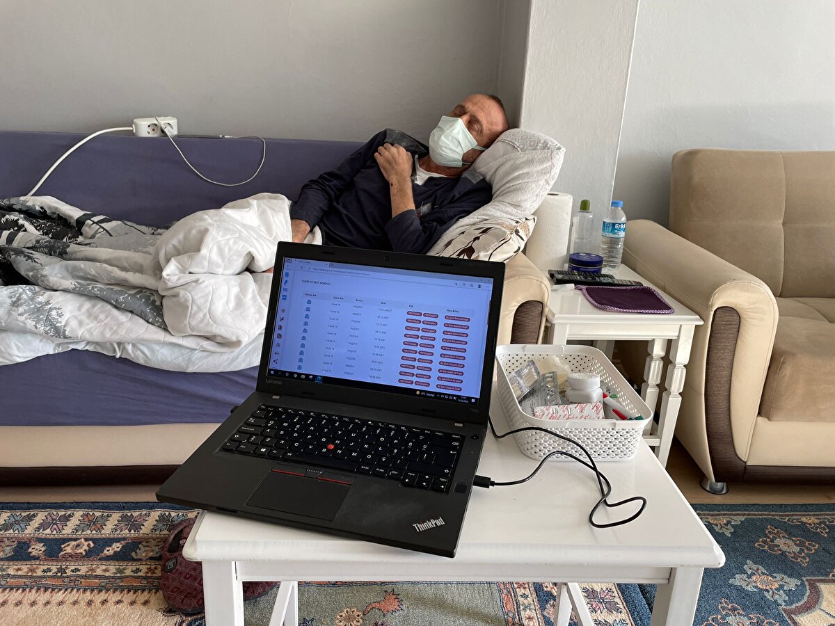 Hastalığı atlatan ancak PCR testi 14 aydır negatife dönmeyen Kayasan'ın durumu, doktorları tarafından yakından izleniyor.<br>