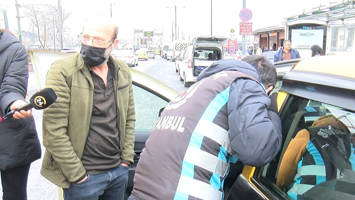 Denetimlerde 4 taksiciye emniyet kemeri takmamaktan, 2 taksiciye de taksimetreden dolayı toplamda 3291 TL ceza kesildi.