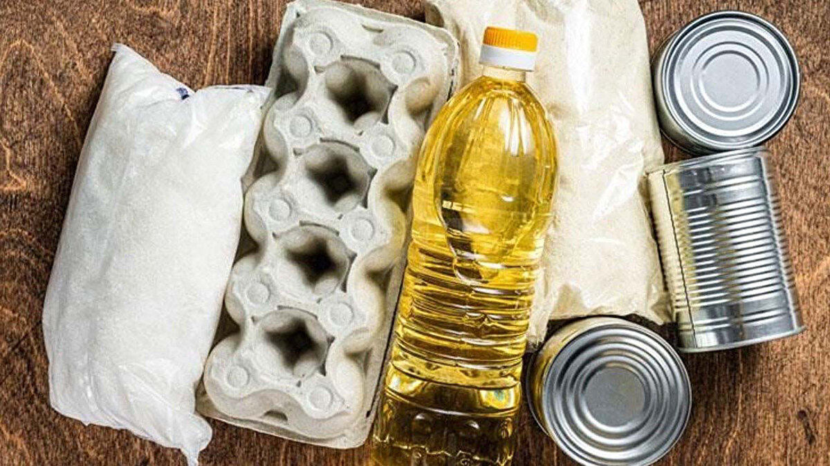 Çay<br><br>Şu anki fiyat: 45 TL 95 kuruş<br>KDV indirimiyle yansıyacak fiyat: 42 TL 97 kuruş<br><br>- Pirinç<br>Şu anki fiyat: 17 TL 95 kuruş<br>KDV indirimiyle yansıyacak fiyat: 16 TL 78 kuruş<br><br>- Toz şeker<br>Şu anki fiyat: 9 TL 95 kuruş<br>KDV indirimiyle yansıyacak fiyat: 9 TL 30 kuruş<br><br>