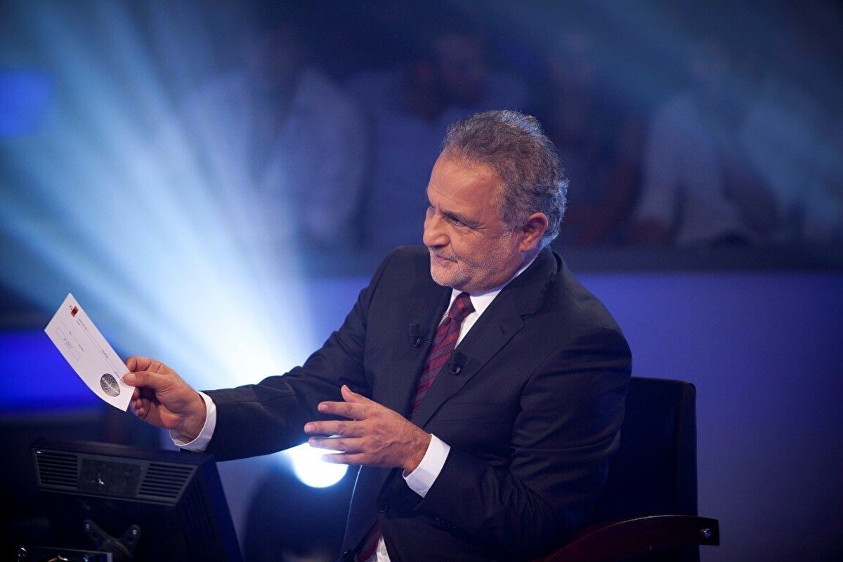 12 Haziran 2005 tarihinde haber sunmayı bırakan Kenan Işık 20 Ağustos 2005 tarihinde Star Haber'i bıraktı ve tekrar oyuncu oldu.