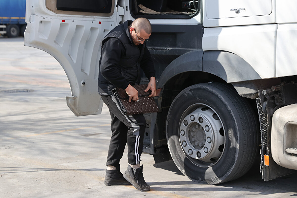 Odessa kentine yakın bir ilçede yaşayan Tshulia, işlemlerinin tamamlanmasının ardından çıkış yaptı.<br>