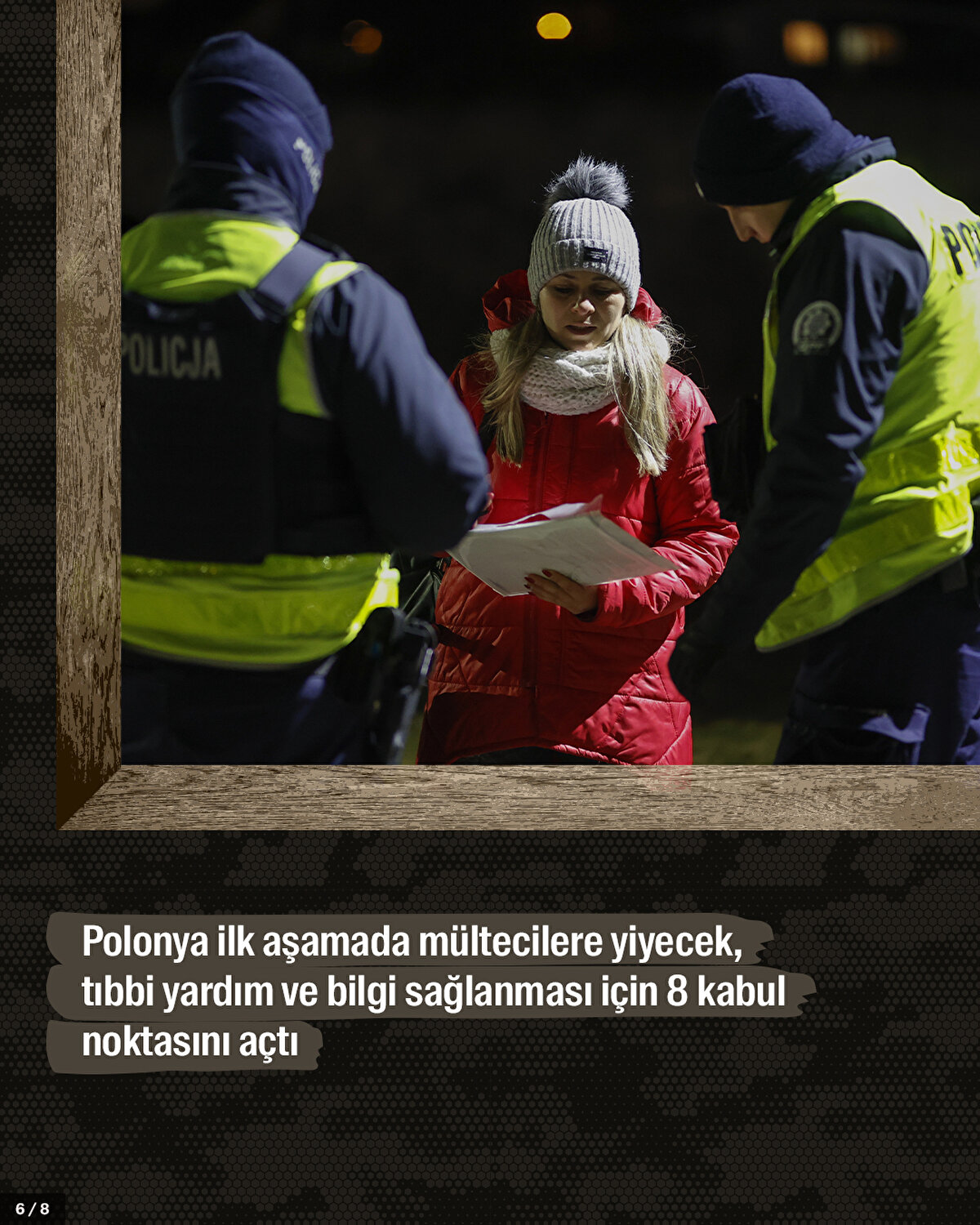 Polonya'da yaşayan Ukraynalıların da sınıra giderek Ukrayna'dan gelen yakınlarını ve dostlarını karşıladıkları görüldü