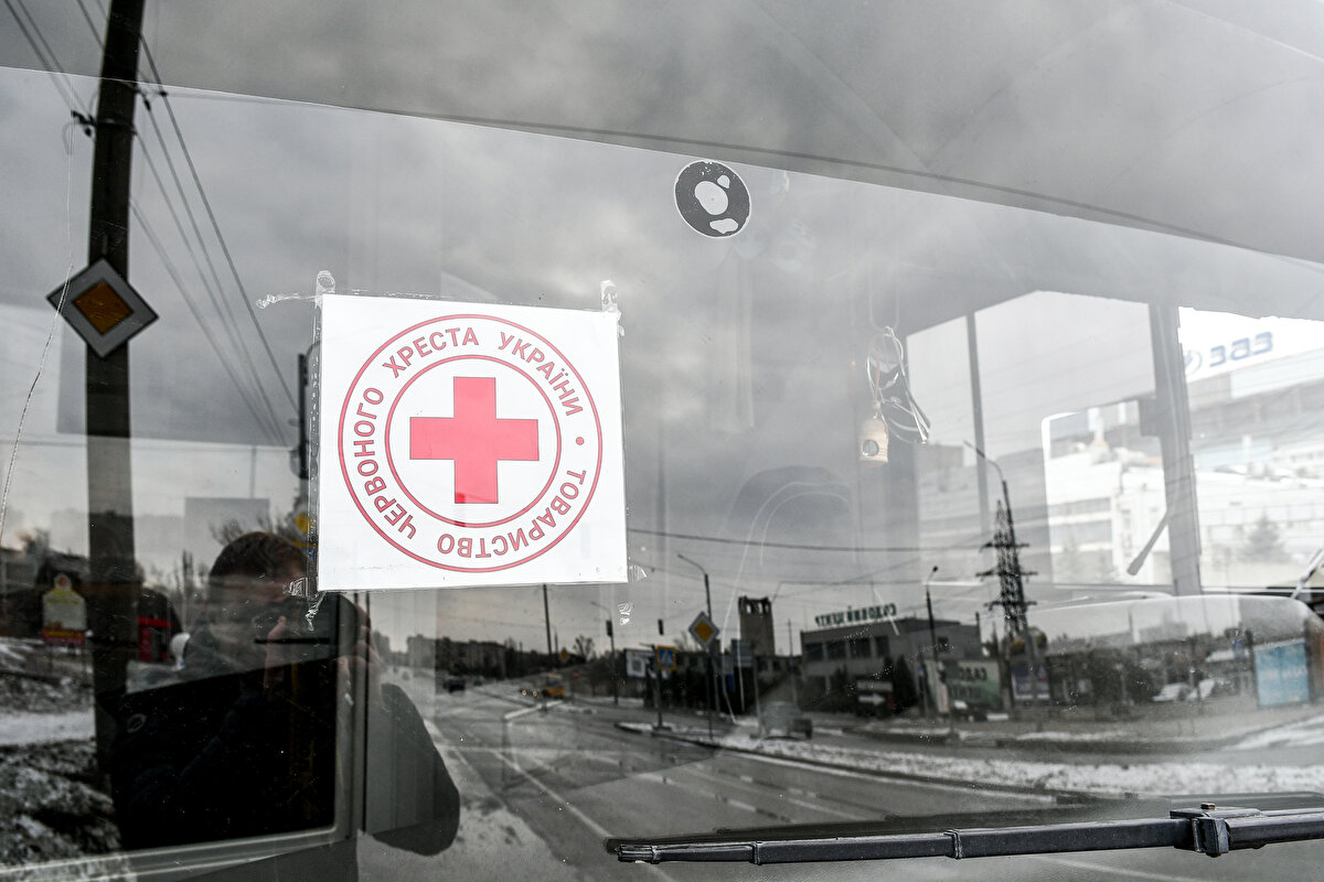 Ukraynalı yetkililer, dün, Rus tarafının ateşkes ihlali nedeniyle Mariupol ve Volnovaha kentlerinden tahliyelerin yapılamadığını açıklamıştı.<br><br>